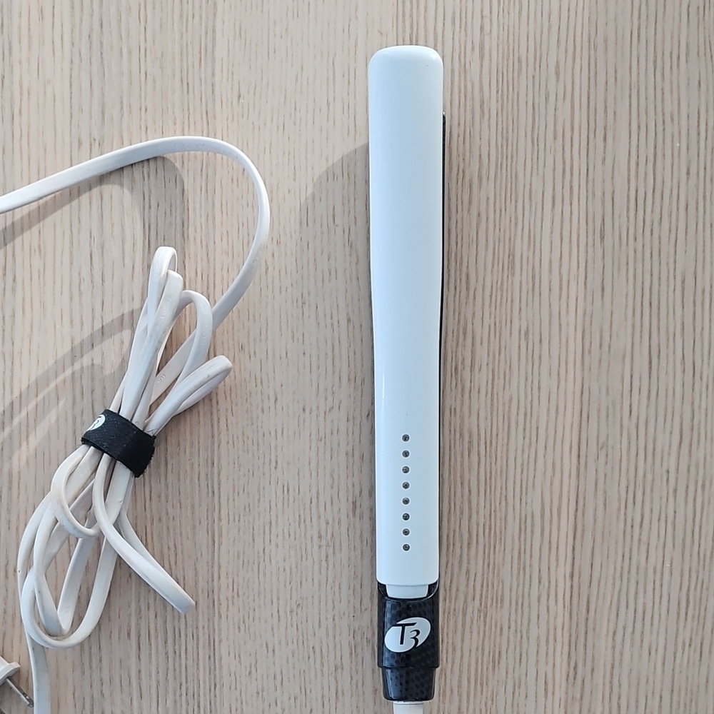 T3 SinglePass Hair Straightener